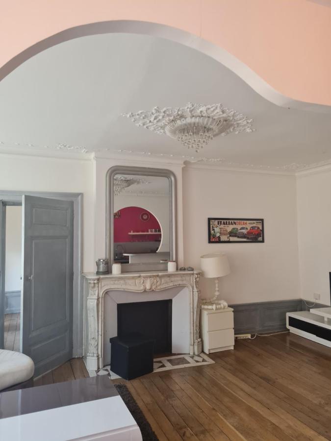 Le Baron Apartment Charleville-Mézières Екстериор снимка